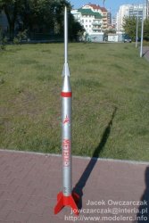 Gotowa rakieta przed modelarni